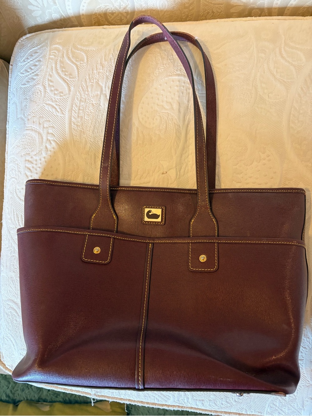 Dooney & Bourke Brown Leather Tote Shoulder Bag Duck Logo Striped Lining